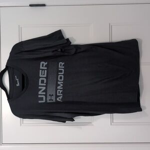 Under armor black T-shirt mens size XL